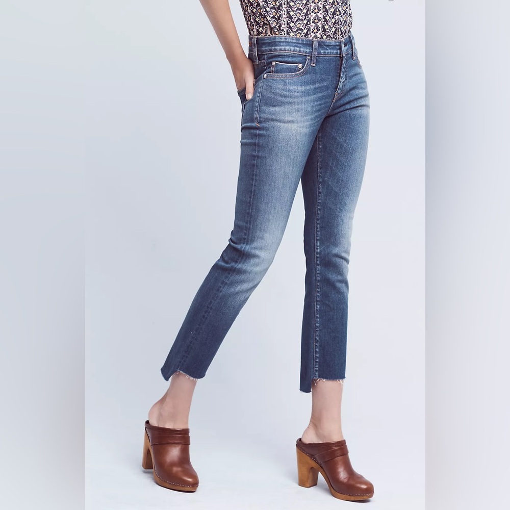 Anthro Pilcro Parallel Step Up Hem Mid Rise High Low Straight Leg Jeans size 28